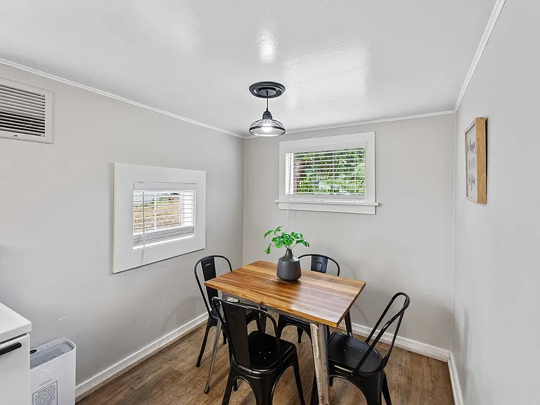 864 S 5th St #6 — Photo 10