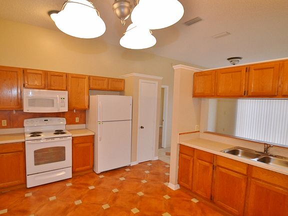 2nd image of 12020 Blackheath Cir
