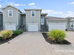 10357 Parkview Ave, Kansas City, KS 66109