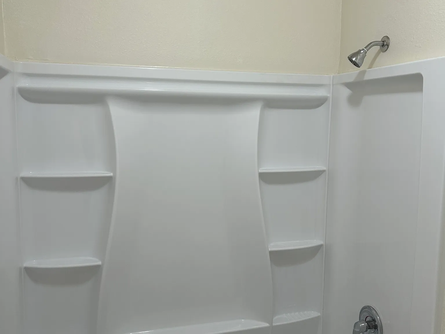 2 bed, 980 sqft, $2,600 — Photo 2