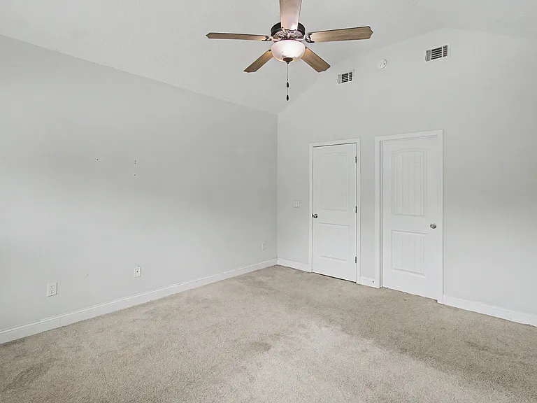 315 Grayson Ave — Photo 32
