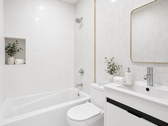 4th image of 586 Marcy Ave #2RR