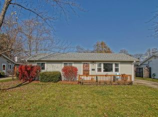 420 Larchwood Dr, Berea, OH 44017