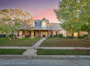 1249 Handkerchief Way, Fort Worth, TX 76115