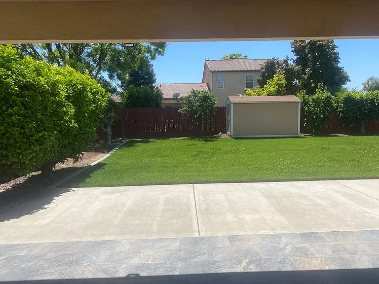 2237 W Wall Ct — Photo 8