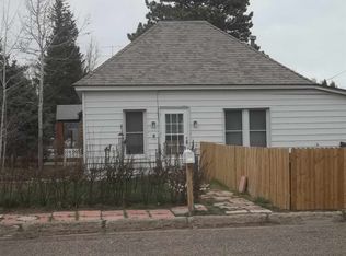 1356 Water St, Wheatland, WY 82201
