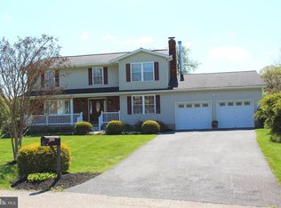 8495 Clipper Ct, Pasadena, MD 21122