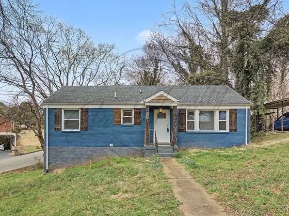 1020 Buck Dr, Clarksville, TN 37040