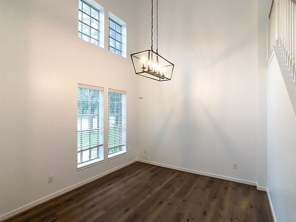 5th image of 23907 Bonnamere Ln