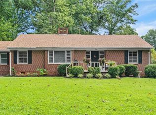 1110 Larkwood Dr, Reidsville, NC 27320