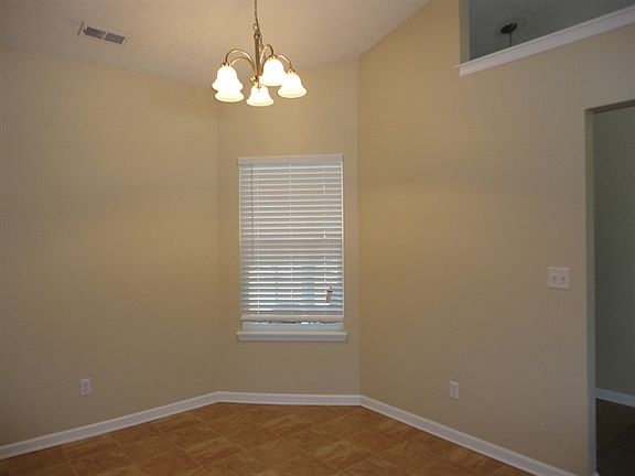 4th image of 17151 Shadoan Way