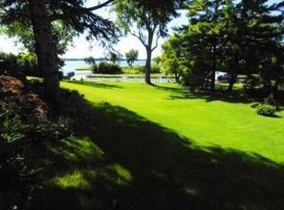 2705 Shadywood Rd, Excelsior, MN 55331