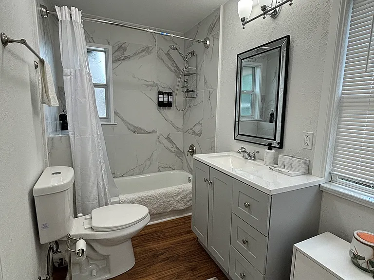 402 Hillside Ave #402 — Photo 13
