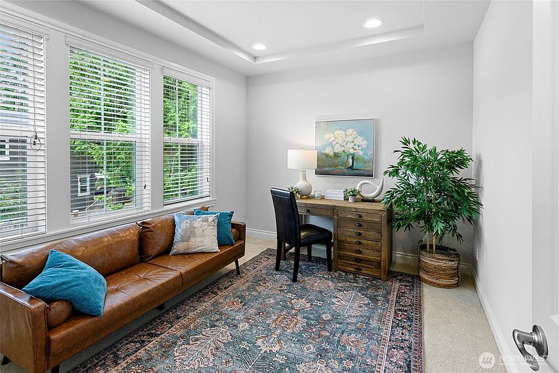 4th image of 13844 La Vigne Court NE