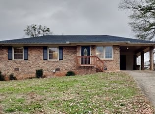 2240 Oakhurst Ct, Morrow, GA 30260