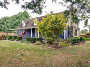 2751 Carters Creek Station Rd, Columbia, TN 38401