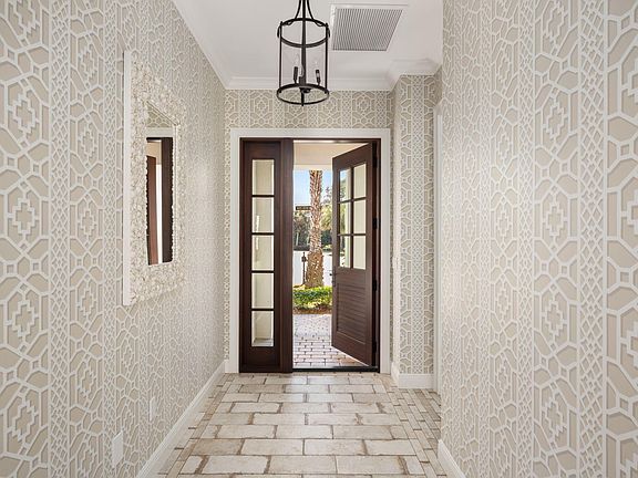 4th image of 40 White Orchid Way