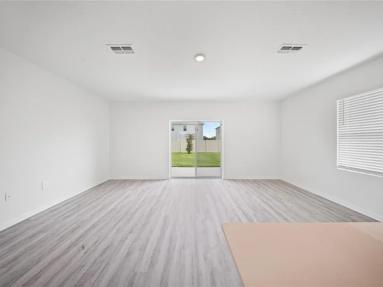 4348 Butterscotch Cir — Photo 13