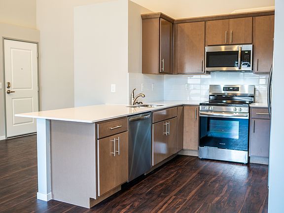 4th image of 2021 29th Pl NW