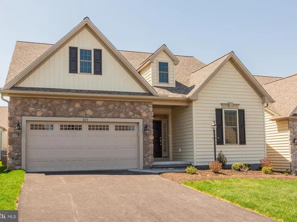 605 Greenbriar Path, Cochranville, PA 19330