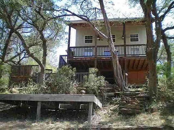 3rd image of 222 Beverly St. Burnet Tx 78611