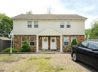 6 1/2 Cedar Ave, Aliquippa, PA