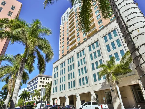 1350 Main St, Sarasota, FL