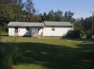 239 Woodland Ln, Ash Flat, AR 72513