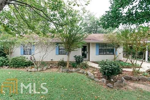 204 Debra Dr photo 1