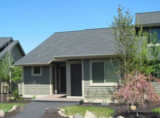 5670 Autumn Gold Dr, Klamath Falls, OR 97601