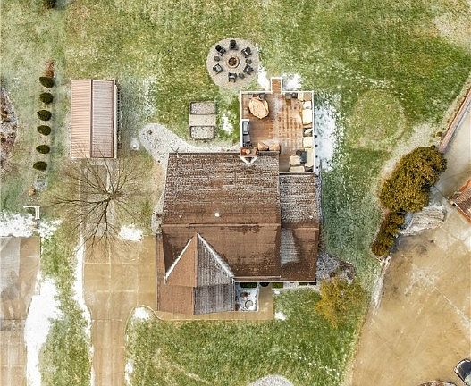 3rd image of 8300 Garfield Dr