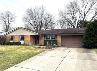 110 Lodewood Dr, Dayton, OH 45458