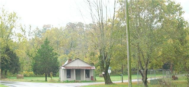 2nd image of 236 Bugger Hollow Rd