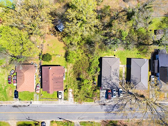 5th image of 409 Nixon Ave SW