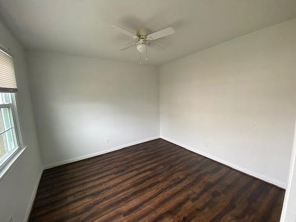5th image of 323 Clay St