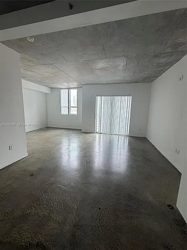 234 NE 3rd St #1603 Photo 1