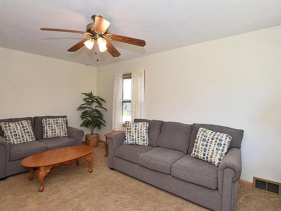 4th image of 4046 N 85th STREET