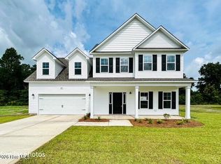 124 Woodford Dr, Jacksonville, NC 28540