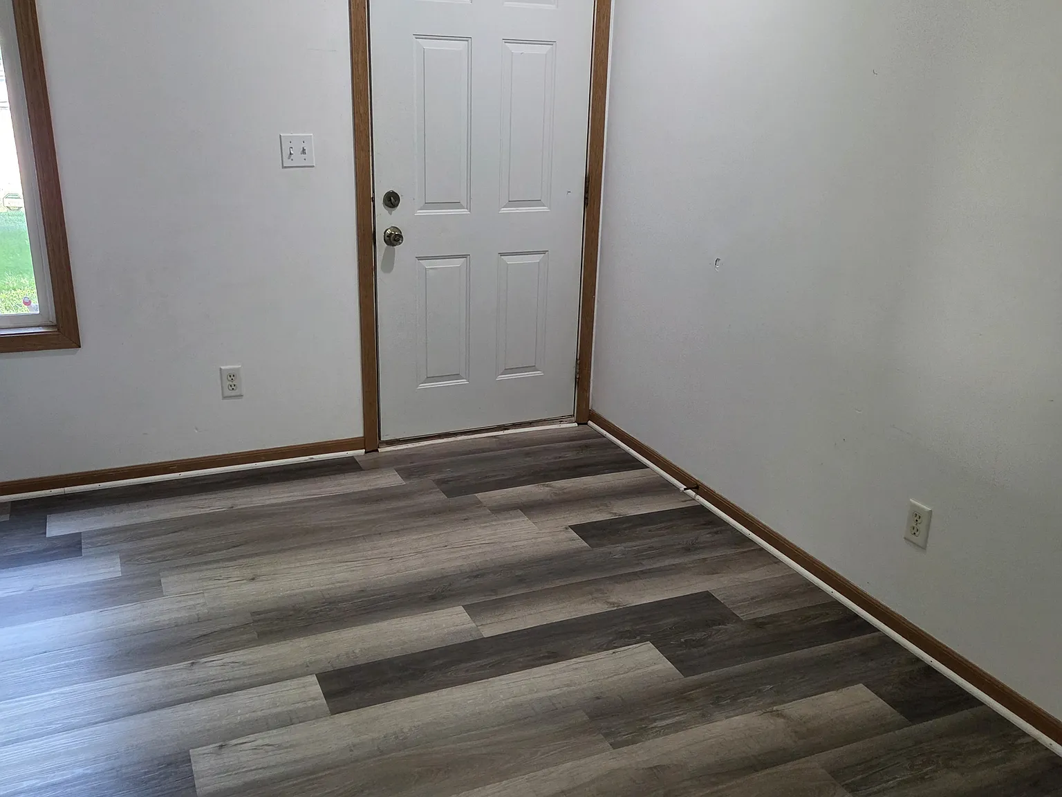 2 bed, 840 sqft, $1,250 — Photo 2