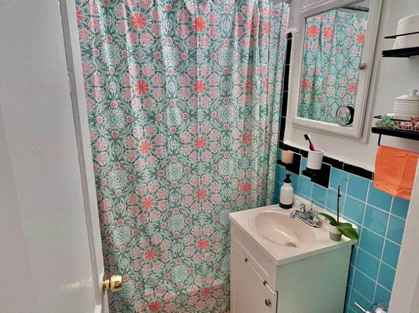 200 West 113th Street image 7 of 9