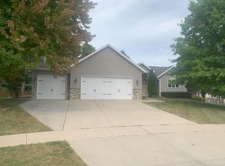 185 Chelsea Ct, Oregon, WI 53575