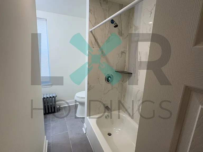1116 Main St — Photo 4