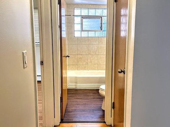 4th image of 2431 N 78th Ct Unit 1W