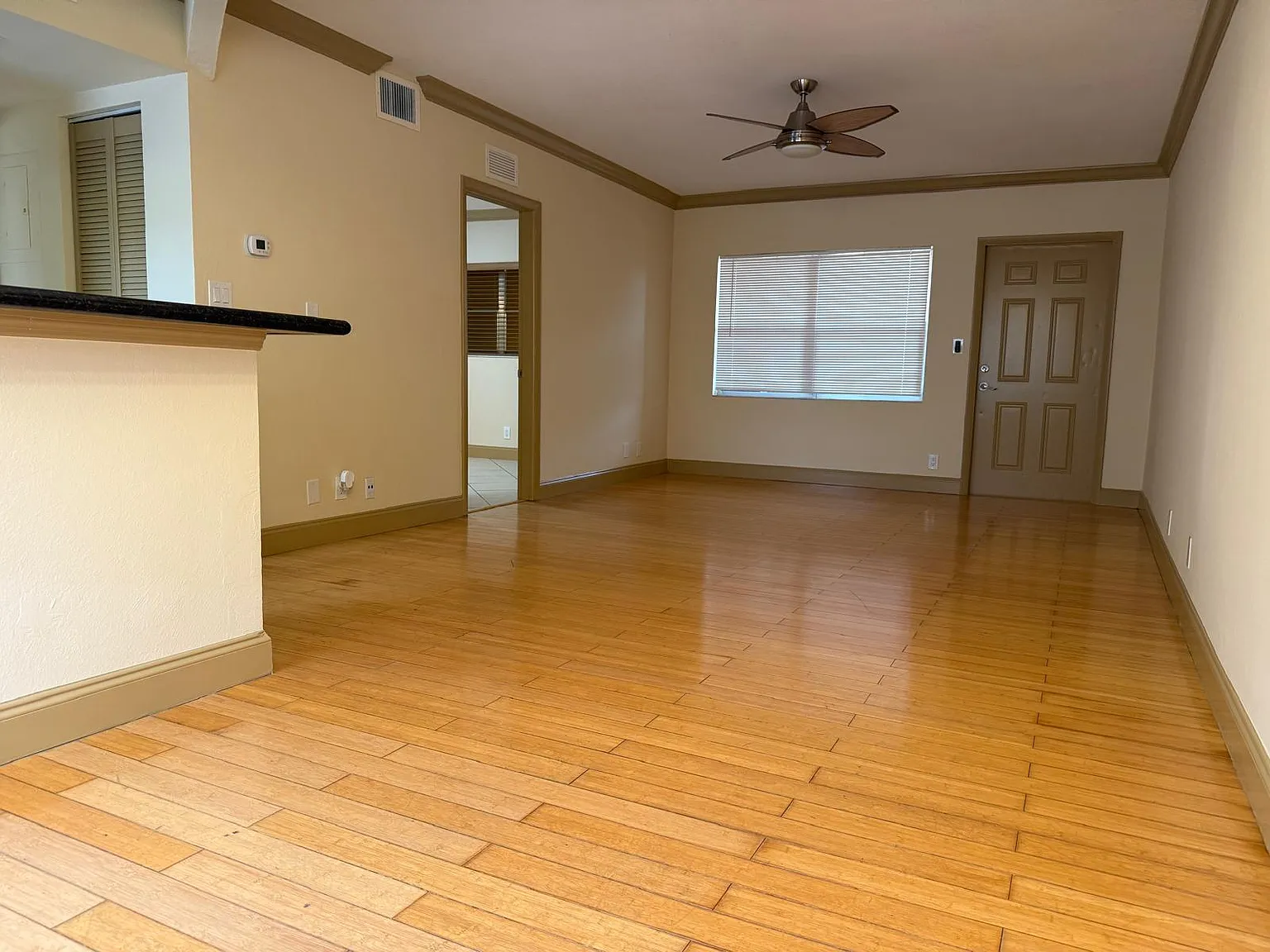 2 bed, 2.0 bath, 760 sqft, $2,250 — Photo 2