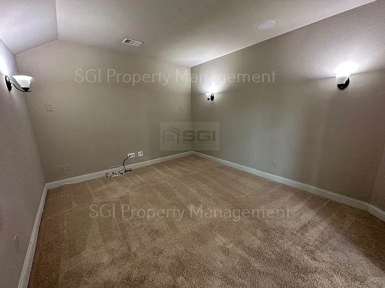 1704 Monahan Dr — Photo 20