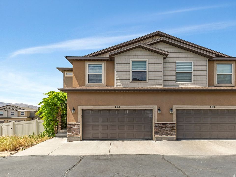 1st image of 563 W Goldenrod Way