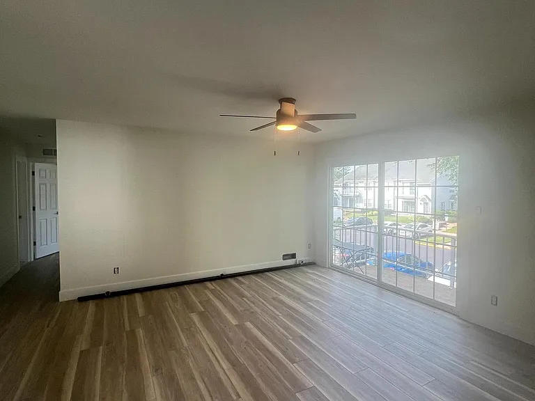 380B Delancey Pl #B — Photo 5