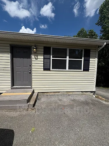 410 Erwin Hwy #1 Photo 1