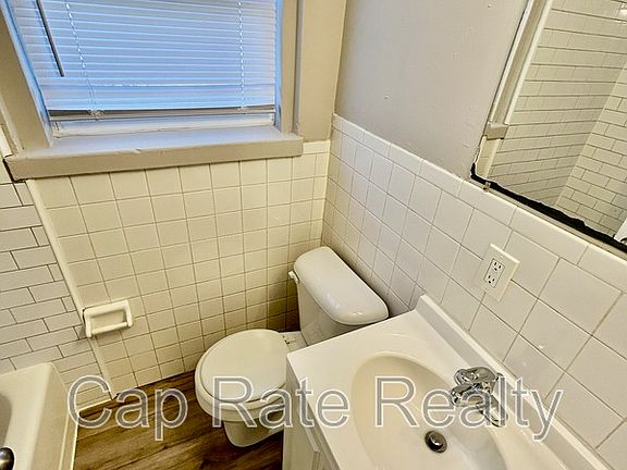 4th image of 1033 Loretta Ave