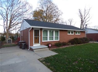 2904 Emerson Rd, Greensboro, NC 27405